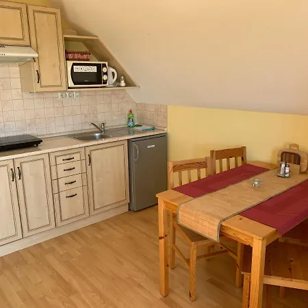 Holidaysport Haus Apartment Balatongyorok