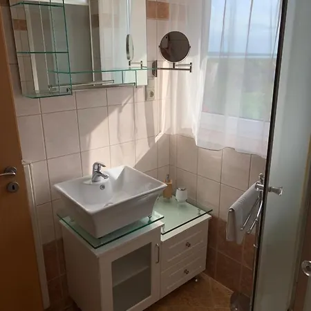 Apartment Holidaysport Haus Balatongyörök